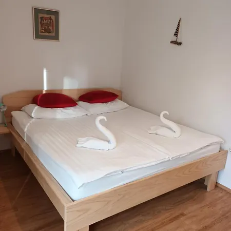 Baron * Ljubljana